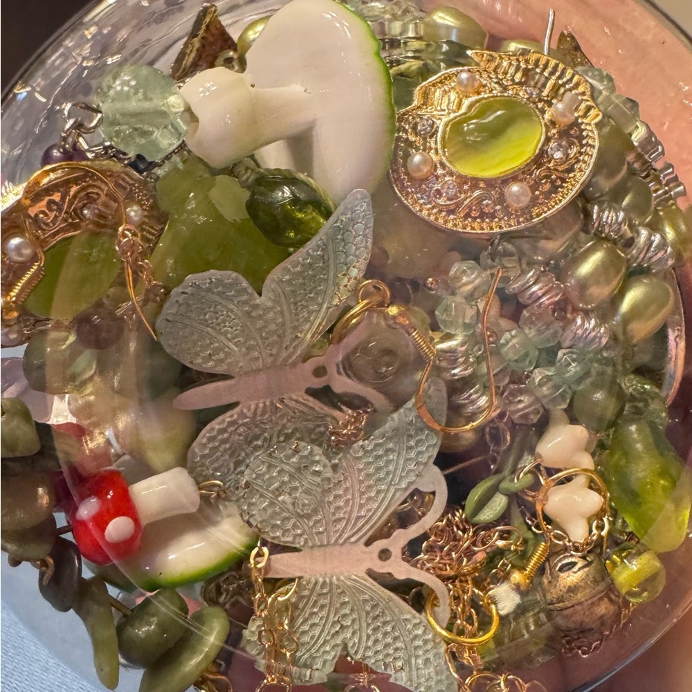 Fairy/Garden themed Mystery Jewelry jar - Picture 6 of 6